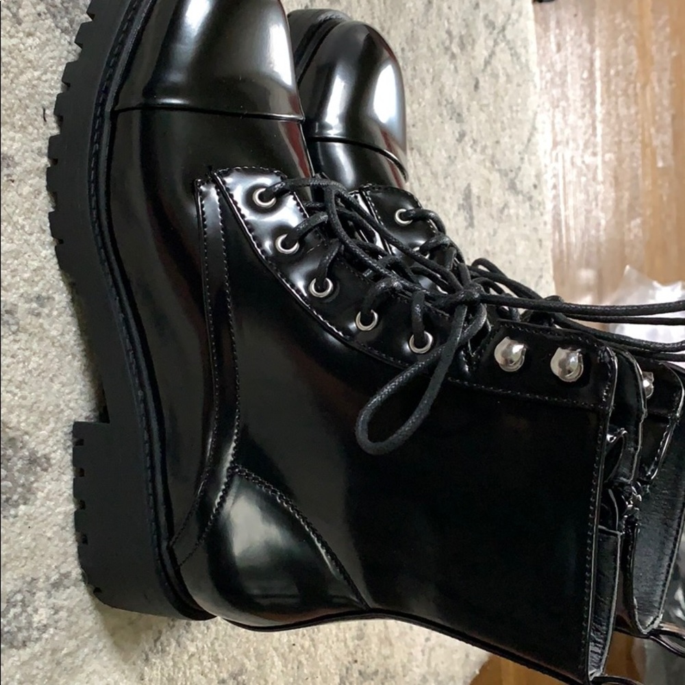Boots - Picture 2 of 4